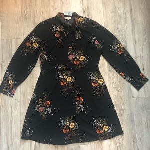 Loft Black Floral Long Sleeve Dress- Size 8P NWT